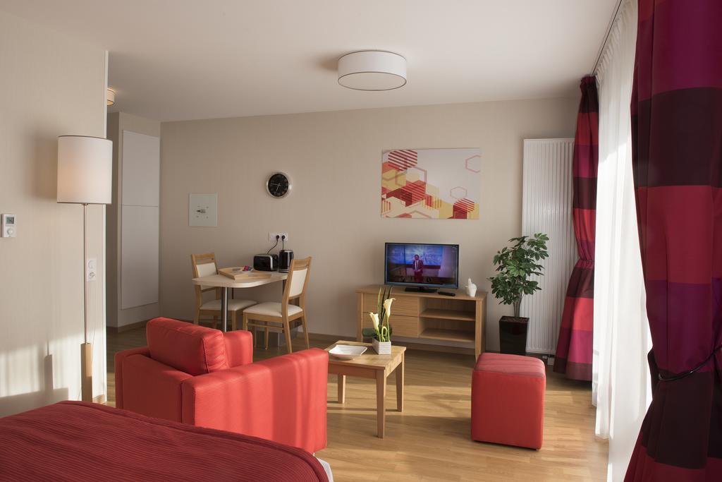 Domitys Le Palmier Du Roi Lejlighedshotel Pau Værelse billede